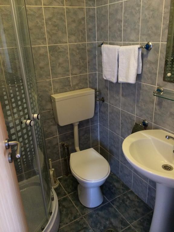 Pensiunea Simina Caransebeş Habitación foto